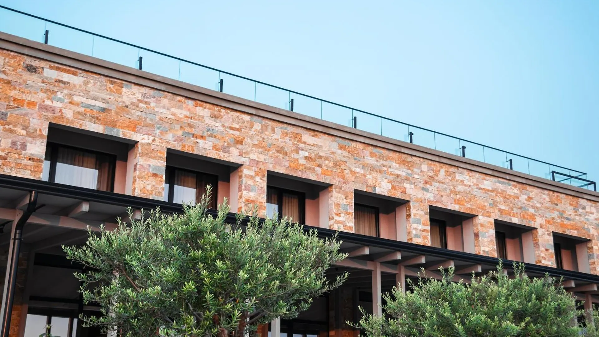 Kronos Hotel Koxhas Albania